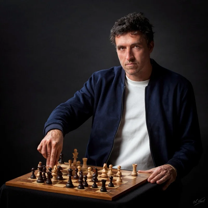 Sébastien Mazé, Grand Maître International, entraîneur au club d'échecs Caïssa Bordeaux